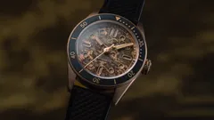 Selten Salvage Bronze Scorched, hand-patinated dial, black ceramic bezel, on black rubber strap