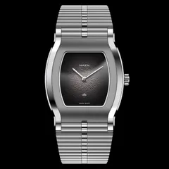 MAEN Grand Tonneau Ultra Thin MNL.04 on the steel bamboo bracelet