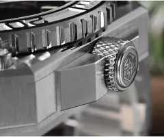 San Martin SN0010-G screw-down crown with hexagon logo