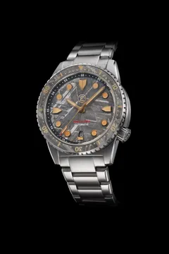 Zelos Mako V3 300m in steel, meteorite dial and bezel with gilt hands, on steel bracelet