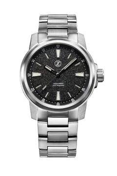Zelos Aurora Field 42mm Ti, black granite-textured dial