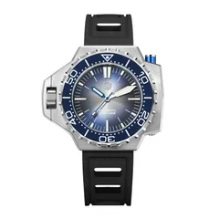 Watchdives WD1968 no-date with sunburst blue dial and blue bezel on a black rubber strap