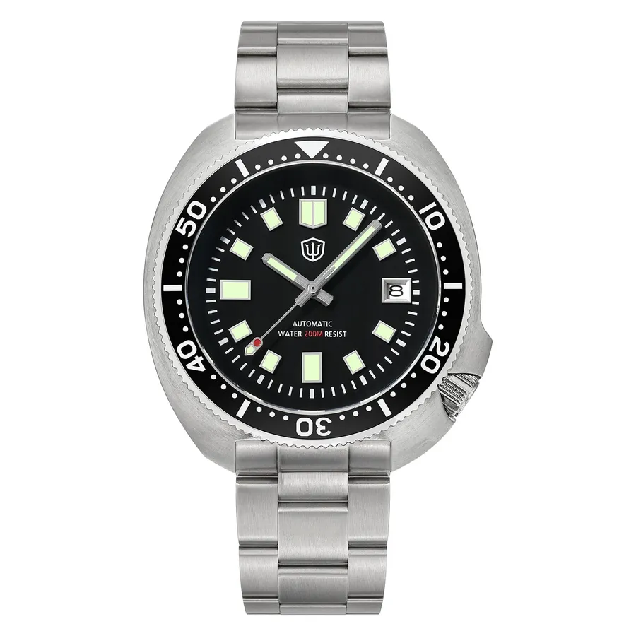 Watchdives WD6105 with black dial and black bezel on the 3-link bracelet, with lume shot
