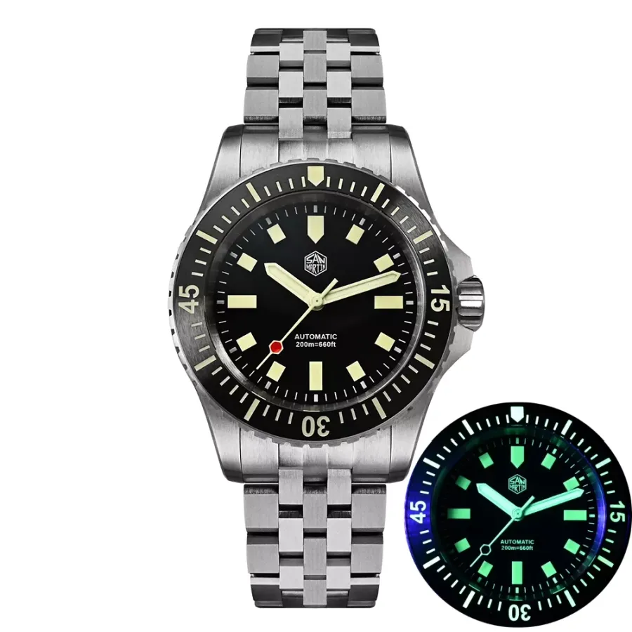 San Martin SN0012-GB with black dial and black ceramic bezel on five-link bracelet