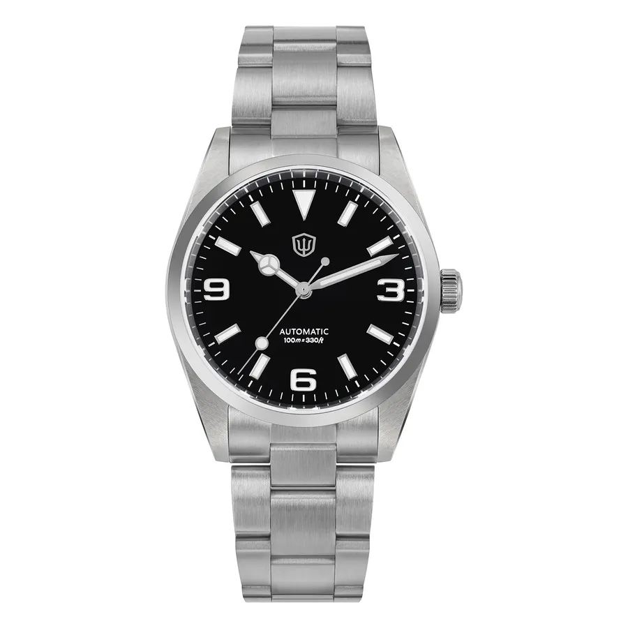Watchdives WD6610 with enamel black 3-6-9 dial on the steel bracelet