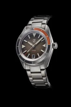 Zelos Horizons 200m Diver Dusk, grey fumé dial and black sapphire bezel with burnt orange 0-15 section