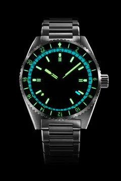 Zelos Blacktip 200m GMT Meteorite lume shot