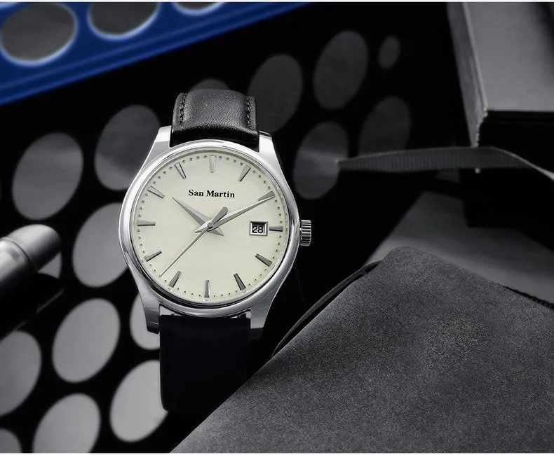 San Martin SN053 39mm dress watch with cream white dial and date at 3 on black leather strap