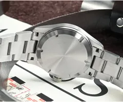 San Martin SN034-G brushed solid screw-down caseback