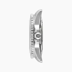 Nodus Contrail GMT, case profile