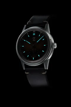 Zelos Nova 38mm lume shot, lumed hands and indices