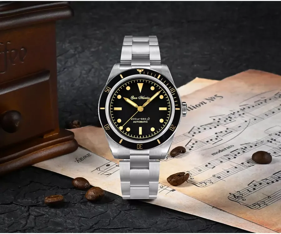 San Martin SN004-G-A 38mm diver on steel bracelet