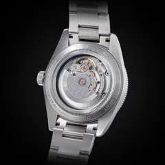 Seestern S478 display caseback showing the movement