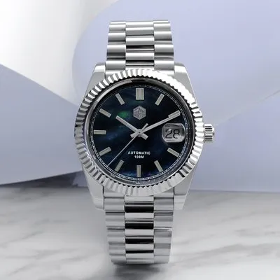 San Martin SN059-G 39mm, steel, mother-of-pearl dial, fluted bezel and cyclops date on president-style bracelet