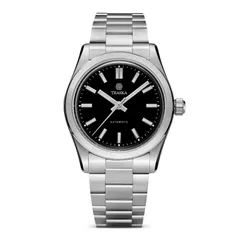 Traska Commuter 34 with onyx stone dial, front view