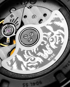 Wise Adamascus AD8.1 904L steel sapphire display caseback showing the decorated rotor