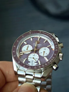 Watchdives WD1864 with lavender purple linen dial and purple tachymeter bezel, hands-on
