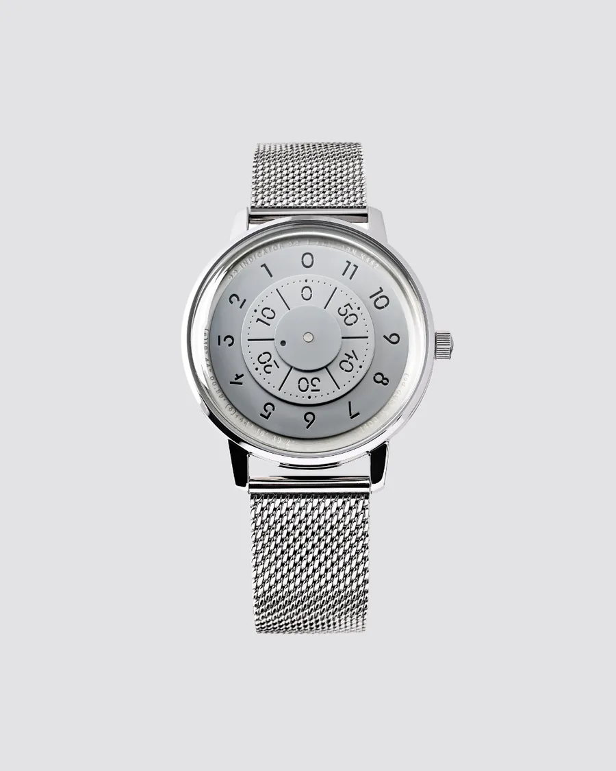 Anicorn Series K452 Luna with grey and silver discs on a steel Milanese bracelet