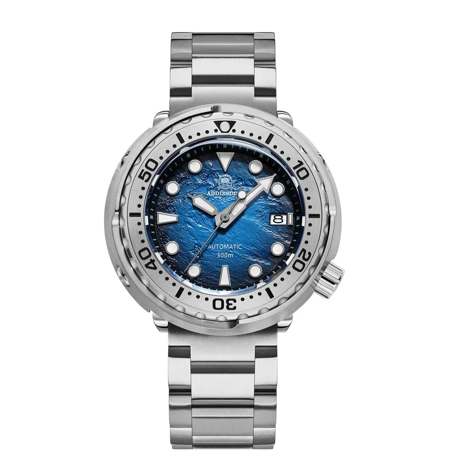 Addiesdive AD2509 tuna-style diver with textured blue gradient dial, round indices and brushed steel bezel insert on a three-link bracelet