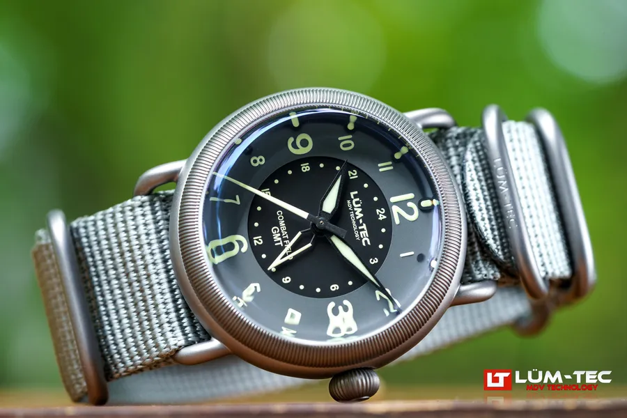 Lüm-Tec Combat Field X6 Titanium GMT on a grey nylon strap