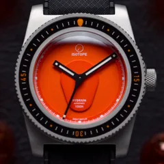 Isotope Hydrium Burnt Tangerine, orange dial