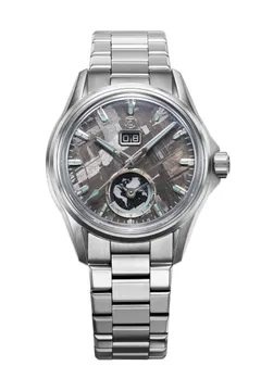 Zelos Spearfish Dual Time Ti Meteorite, solid meteorite dial with big date and world sub-dial, on titanium bracelet