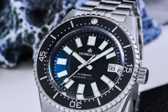 Heimdallr H8 dial close-up showing the date at 3