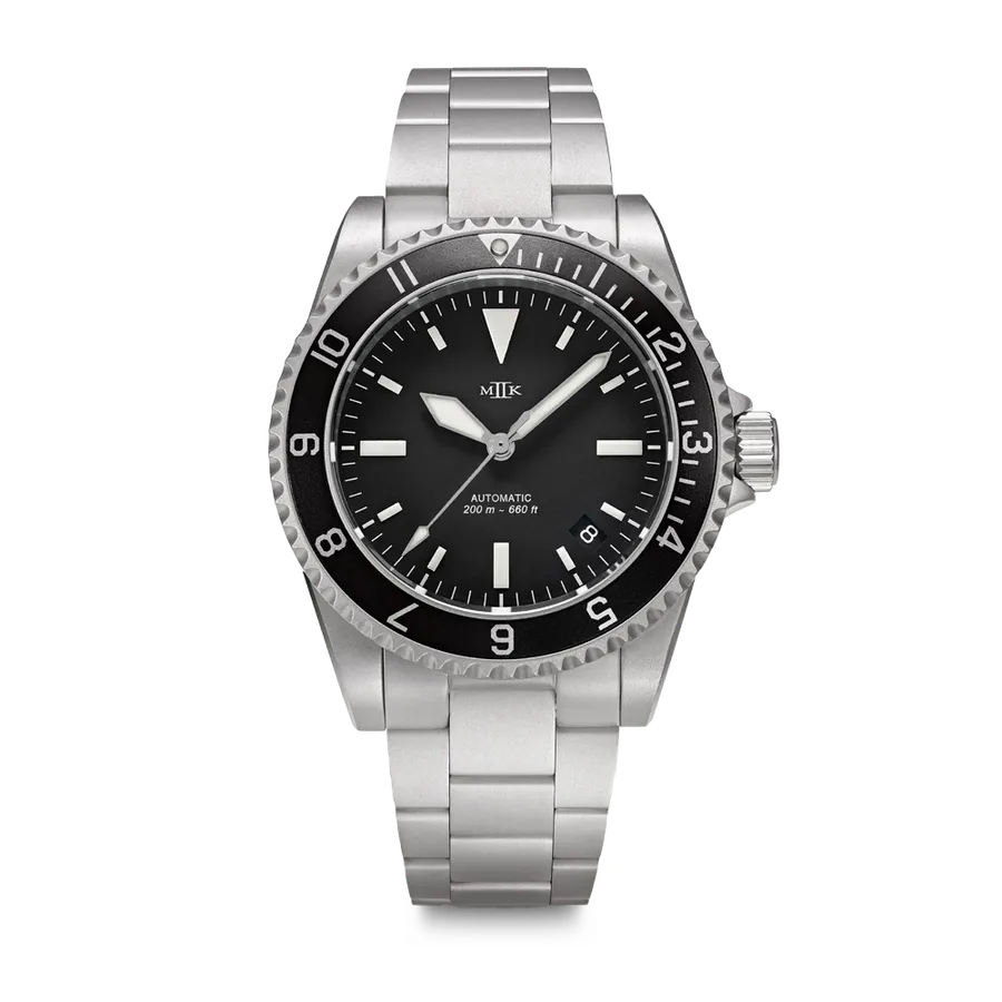 MKII Fulcrum 39 Date with 12-hour bezel on bracelet