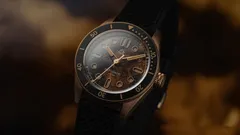 Selten Salvage Bronze Vintage Wall, hand-patinated dial, black ceramic bezel, on black rubber strap