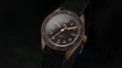 Selten Salvage Bronze Wood Rot, hand-patinated dial, black ceramic bezel, on black rubber strap