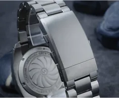 San Martin SN070-T caseback and bracelet clasp