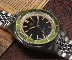 San Martin SN0116-B2 with aged black dial and green aluminium bezel