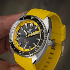 Ocean Crawler Core Diver, Aquatic Prototype Yellow
