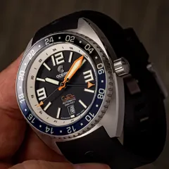 Ocean Crawler Core Diver GMT Swiss Automatic, Blue/Black
