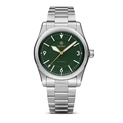 Traska Summiteer 36, green dial, on bracelet, front view