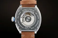 Viribus Unitis IR4, display caseback