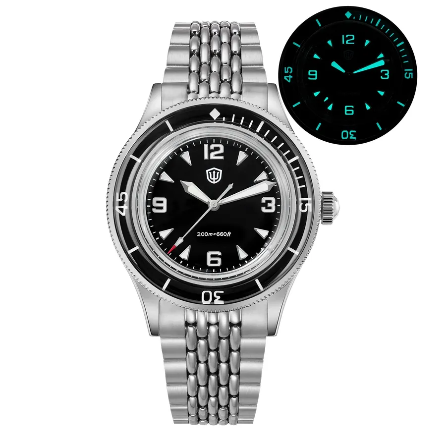 Watchdives WD50Q V2 with enamel black dial and black sapphire bezel on the beads-of-rice bracelet, with lume shot