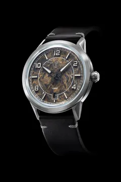 Zelos Comet 39mm (2022) Gold Carbon, forged carbon dial with bronze flecks