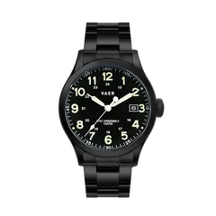 Vaer C5 Tactical Field Solar 40mm, black PVD case, on PVD bracelet