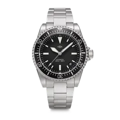 MKII Fulcrum 39 Date with dive bezel on bracelet
