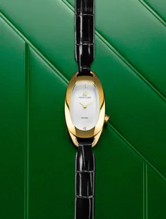 March LA.B Oblongue Nacre Or, gold-coloured case